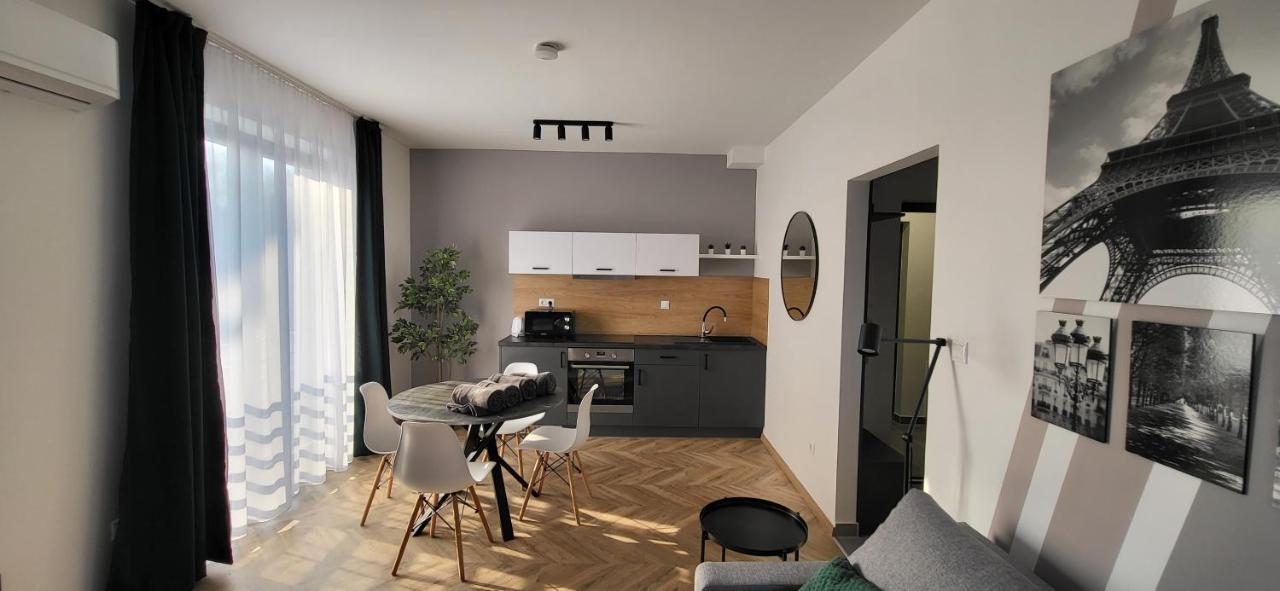 Dotis Apartman Tata Dış mekan fotoğraf