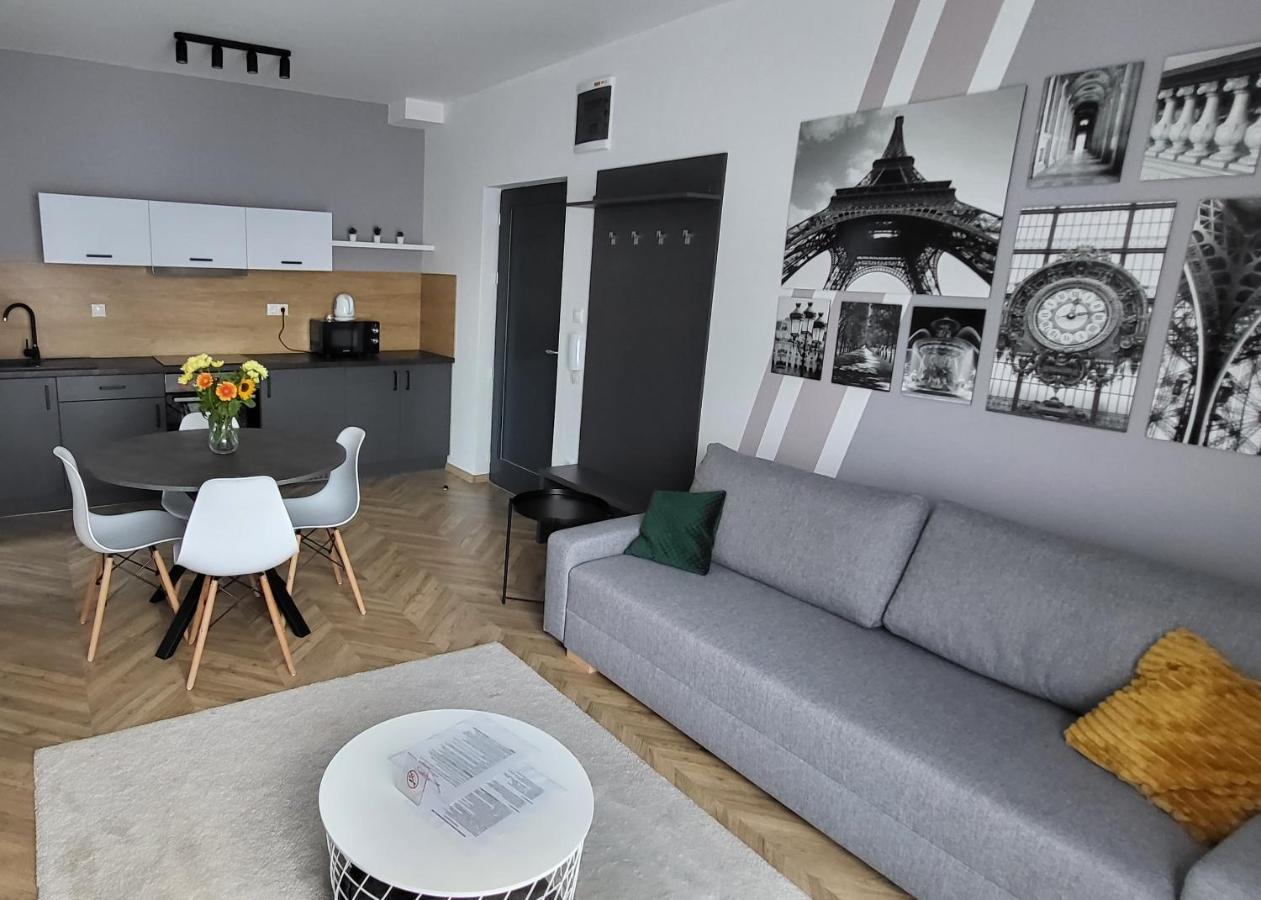 Dotis Apartman Tata Dış mekan fotoğraf