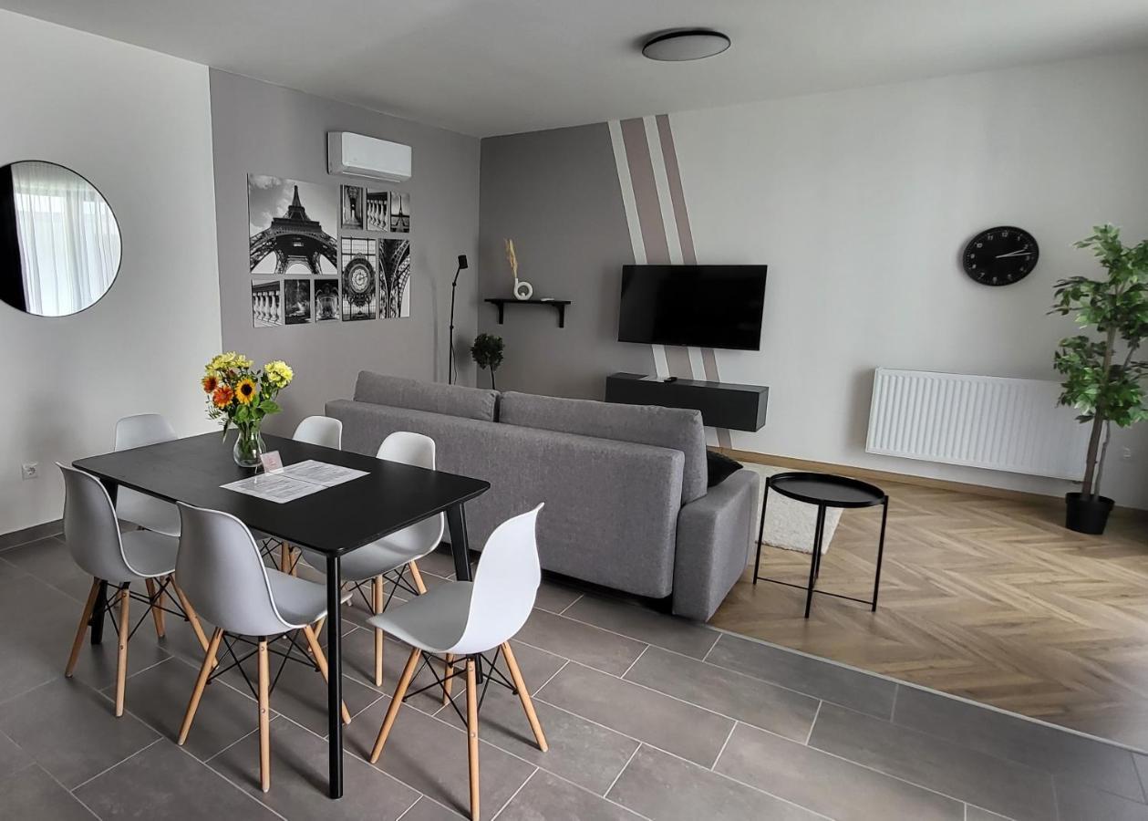 Dotis Apartman Tata Dış mekan fotoğraf