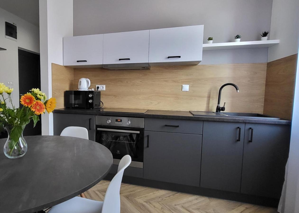 Dotis Apartman Tata Dış mekan fotoğraf
